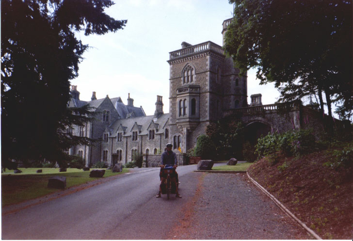 Mellington Hall